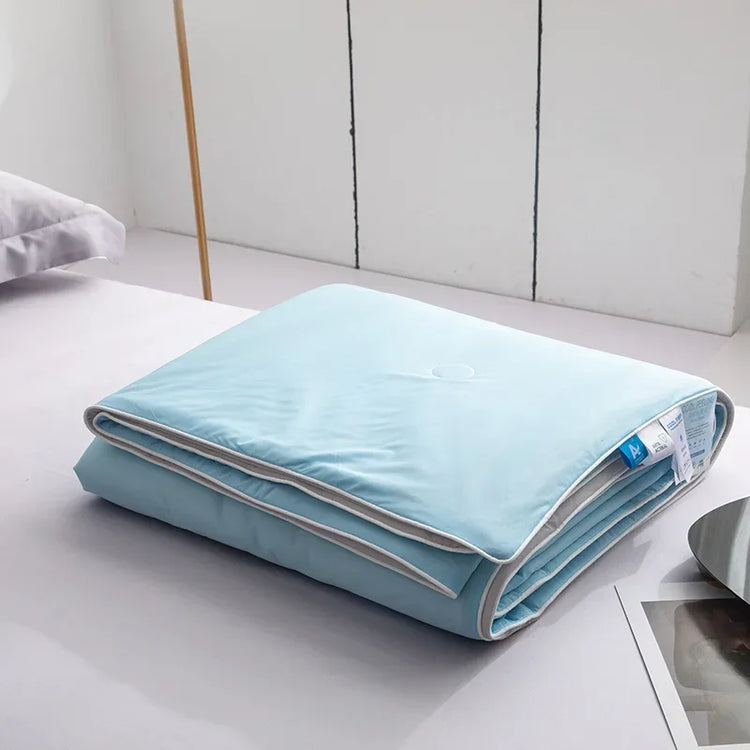 Couette d’été rafraîchissante en soie glacée – double face froide, légère, douce et respirante – anti-humidité, hypoallergénique, idéale pour dormeurs sensibles à la chaleur, couette COOL. La livraison prioritaire est offerte !
