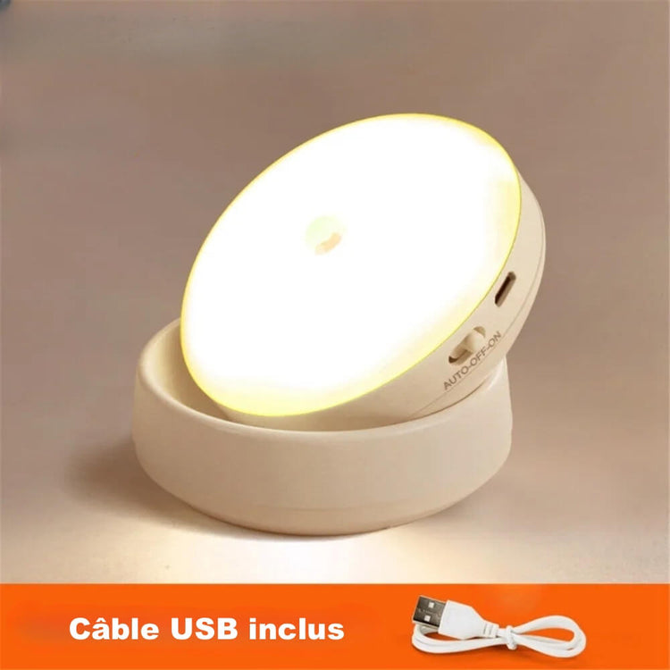 Ingénieuse veilleuse automatique, blanc chaud, rotative à 360°, capteur de mouvement ultra-sensible, détachable, magnétique, 90 jours d'autonomie sur une seule charge, câble USB et adhésif inclus. La livraison est offerte !