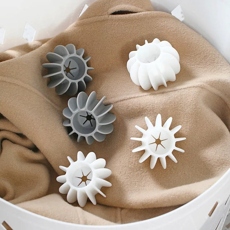 Lot de 4 balles protectrices anti-emmêlement anti-nœuds pour lave-linge, vêtements plus propres, économies significatives, véritablement magiques. La livraison est offerte !