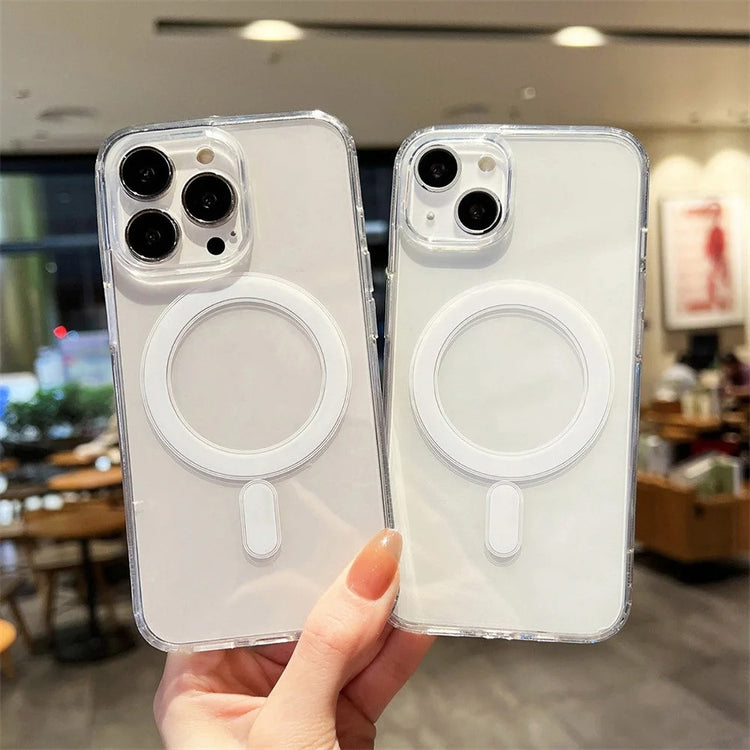 Coque transparente magnétique antichoc pour iPhone – Compatible MagSafe, ultra fine, souple et résistante avec découpes précises pour tous les modèles. Livraison prioritaire offerte !