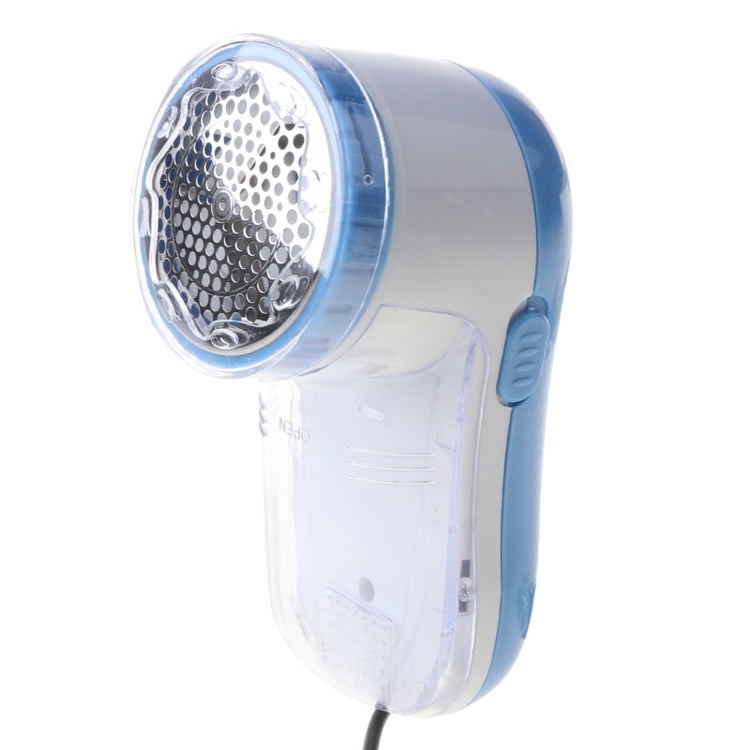 Indispensable rasoir anti-bouloche, batterie intégrée et rechargeable par USB, autonomie au-delà d’une heure sur une seule charge. La livraison prioritaire est offerte !