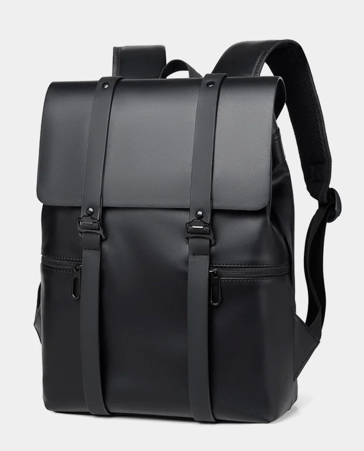 Superbe sac à dos Premium en simili-cuir • Moyen format  37 x 28 x 11 cm • Noir • Imperméable • Compatible avec ordinateur portable et tablette • Travail, voyages, vacances, loisirs, sports, week-ends, etc. La livraison prioritaire est offerte !