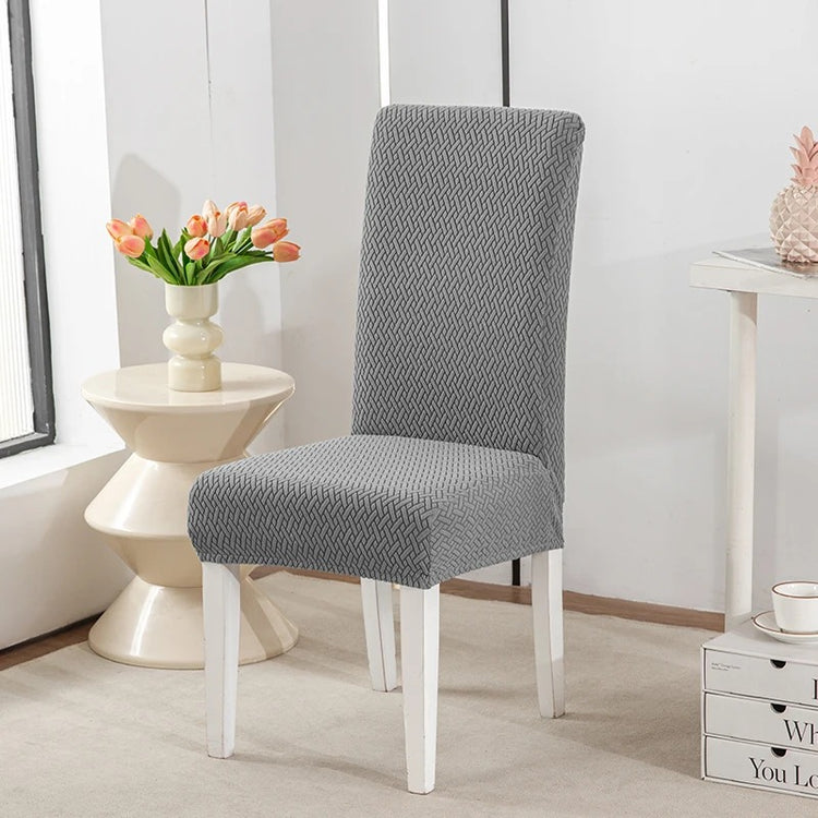 Magnifiques housses de chaise, extensibles et universelles, donnent une seconde vie à vos chaises tout en les protégeant et les transformant avec élégance. La livraison prioritaire est offerte !