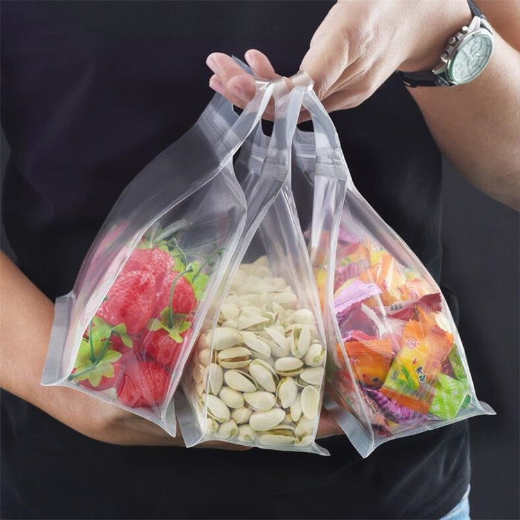 Ingénieux sacs réutilisables à fond plat, durables, parfaitement étanches et sécuritaires (sans BPA). La livraison est offerte!